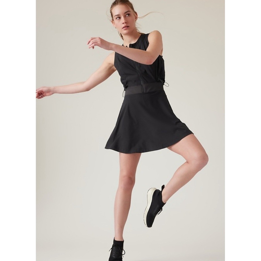 Athleta Venture Out Dress Womens 4‎ Black Tennis  Outdoor Athleisure Sold Out